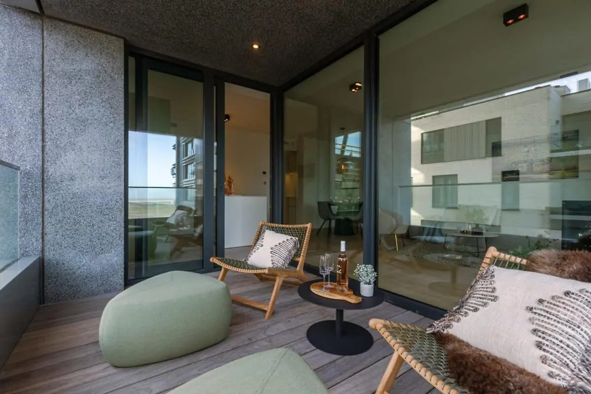 Huswell - Stylish 2 Bedroom With Terrace And Parking 奥斯滕德 公寓
